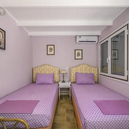 Villa Panorea *